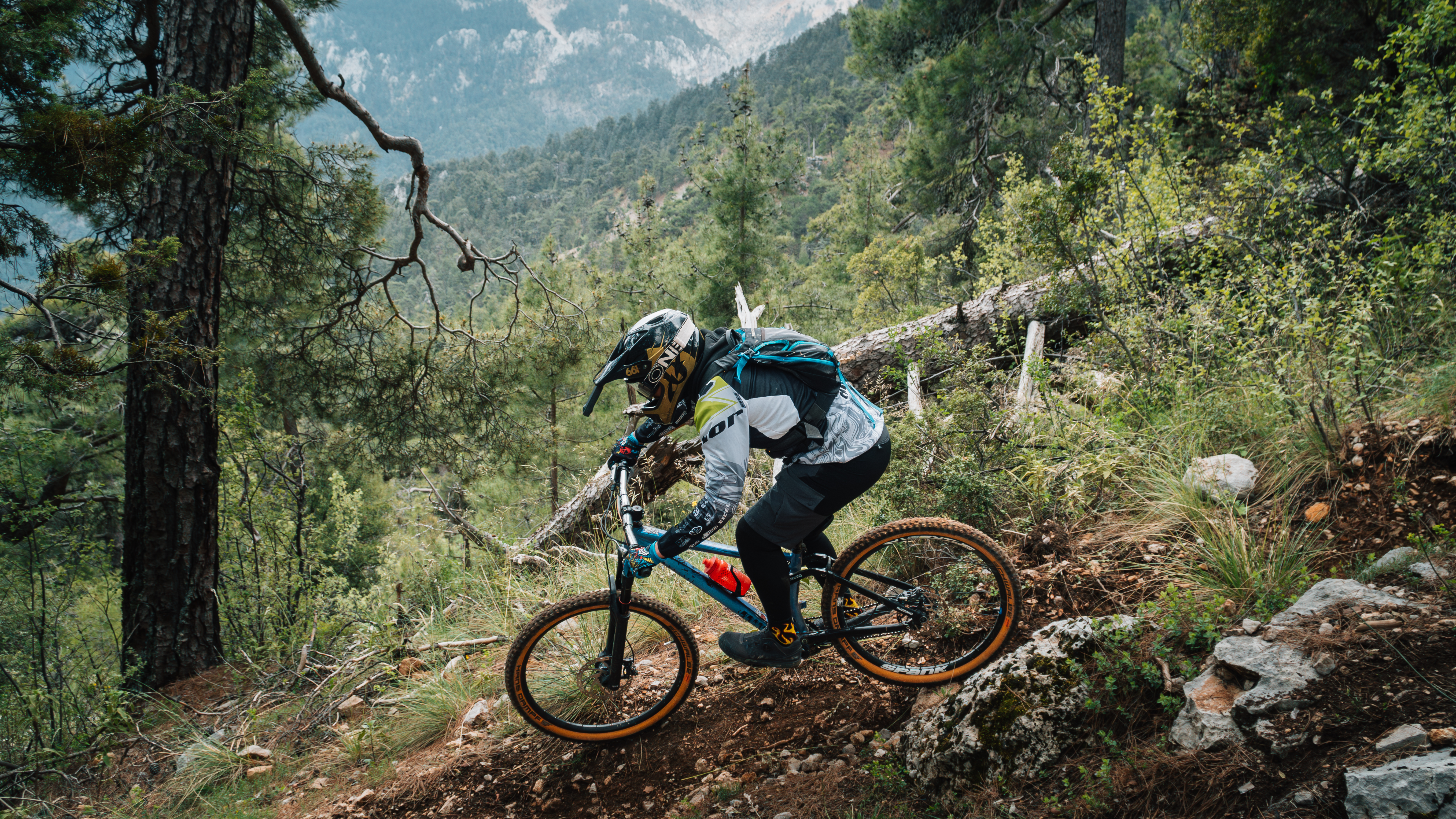 Sky to Sea MTB Enduro Dağ Bisikleti Yarışı